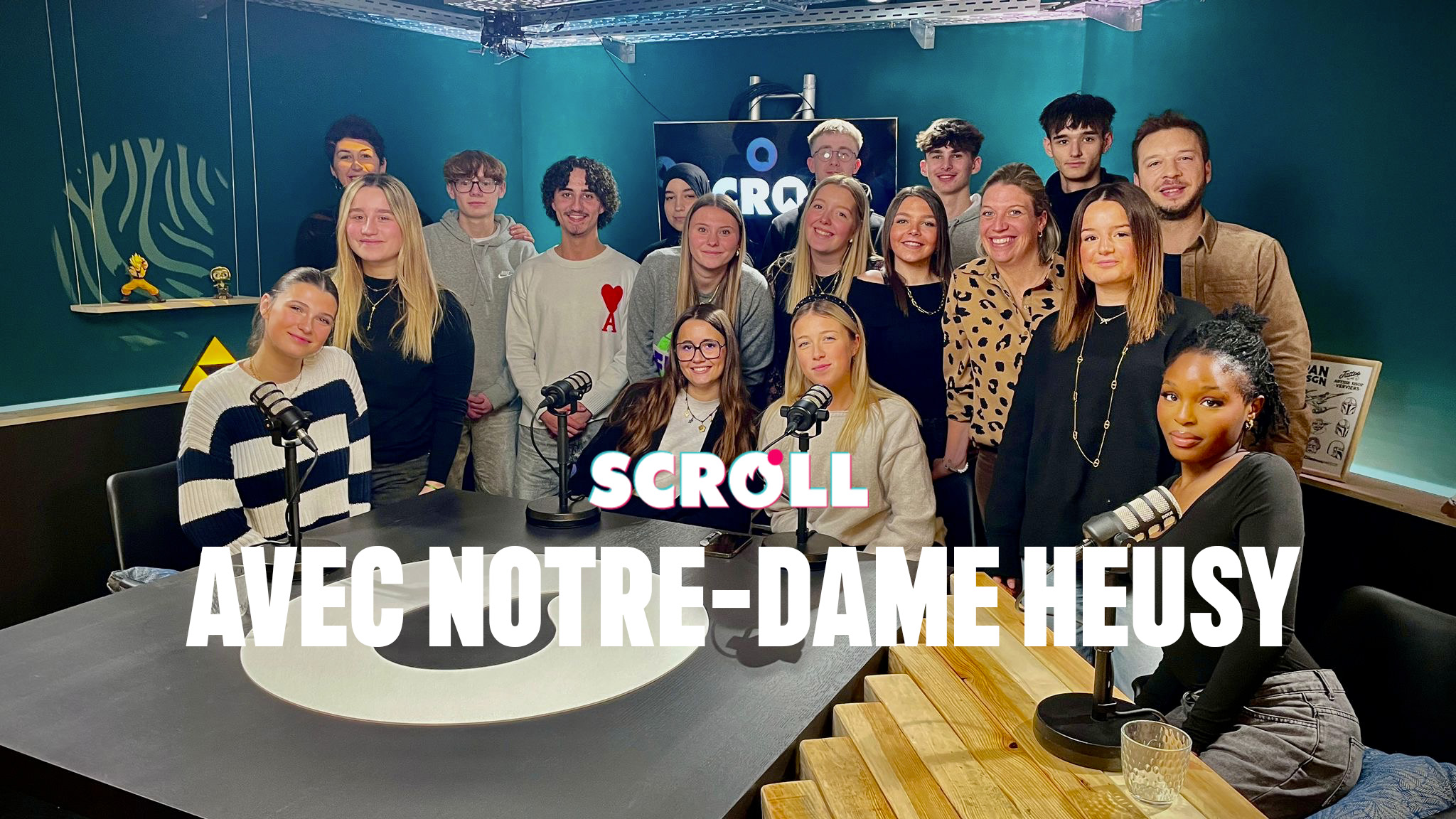 SCROLL #1 : Avec Notre-Dame heusy